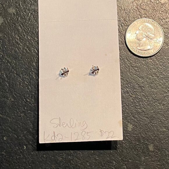 🍀 Karen Deets Stained Glass Post Earrings (NWT) 🍀 - Picture 5 of 5